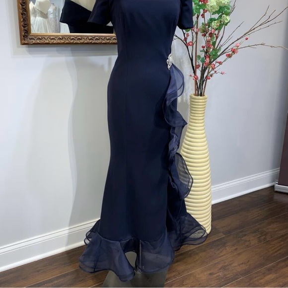 Ideas by Barbara Style 0816 Elegant Navy Blue Evening Gown - Picture 6 of 6